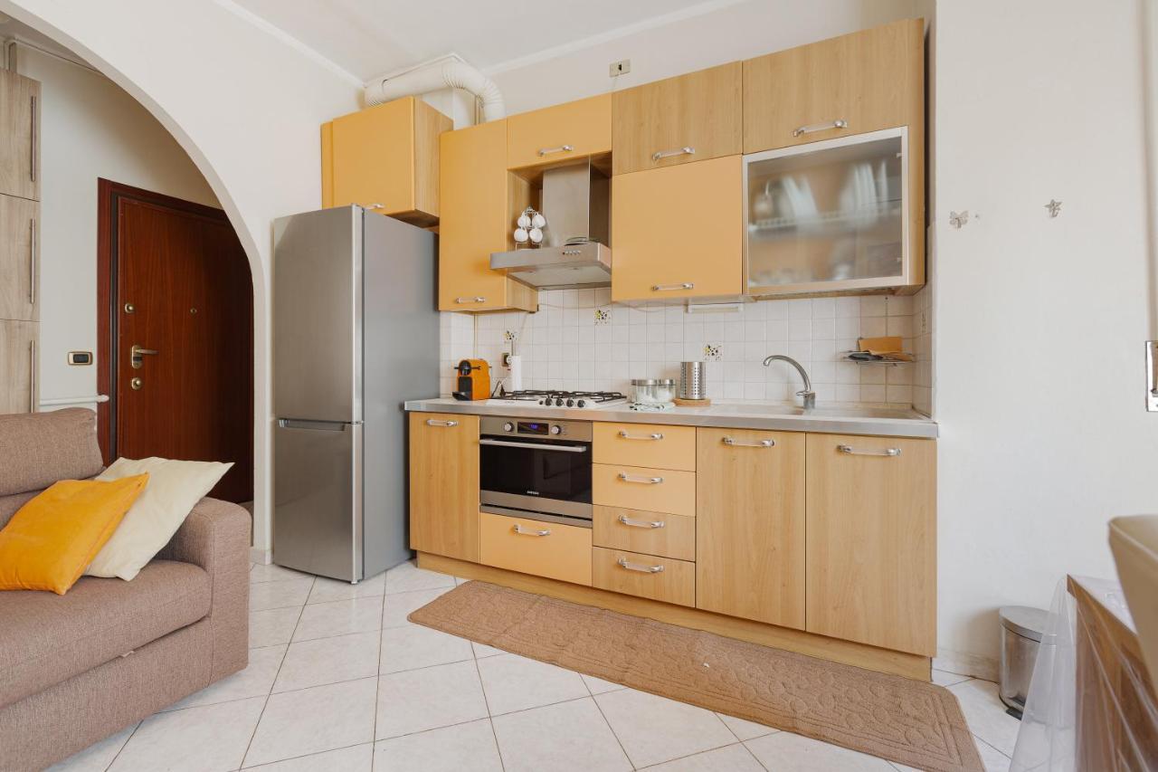 Udine M2 Balcony Apt Leilighet Milano Eksteriør bilde